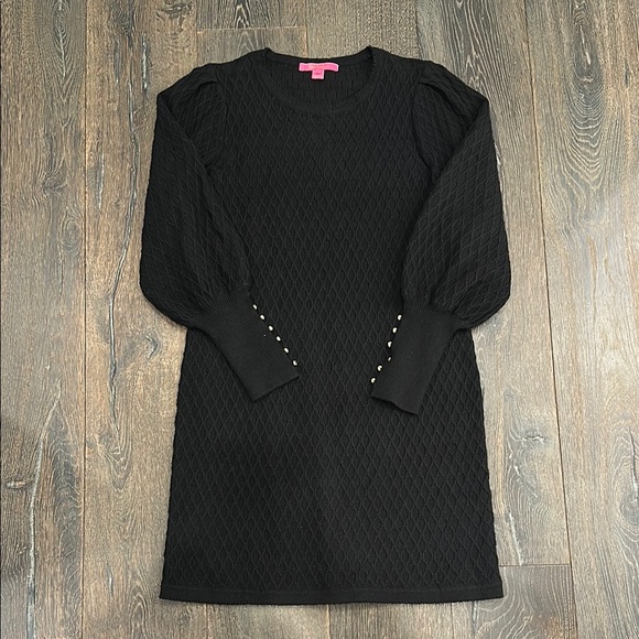Lilly Pulitzer Dresses & Skirts - Lilly Pulitzer Black Knit Dress with Gold Button Accents